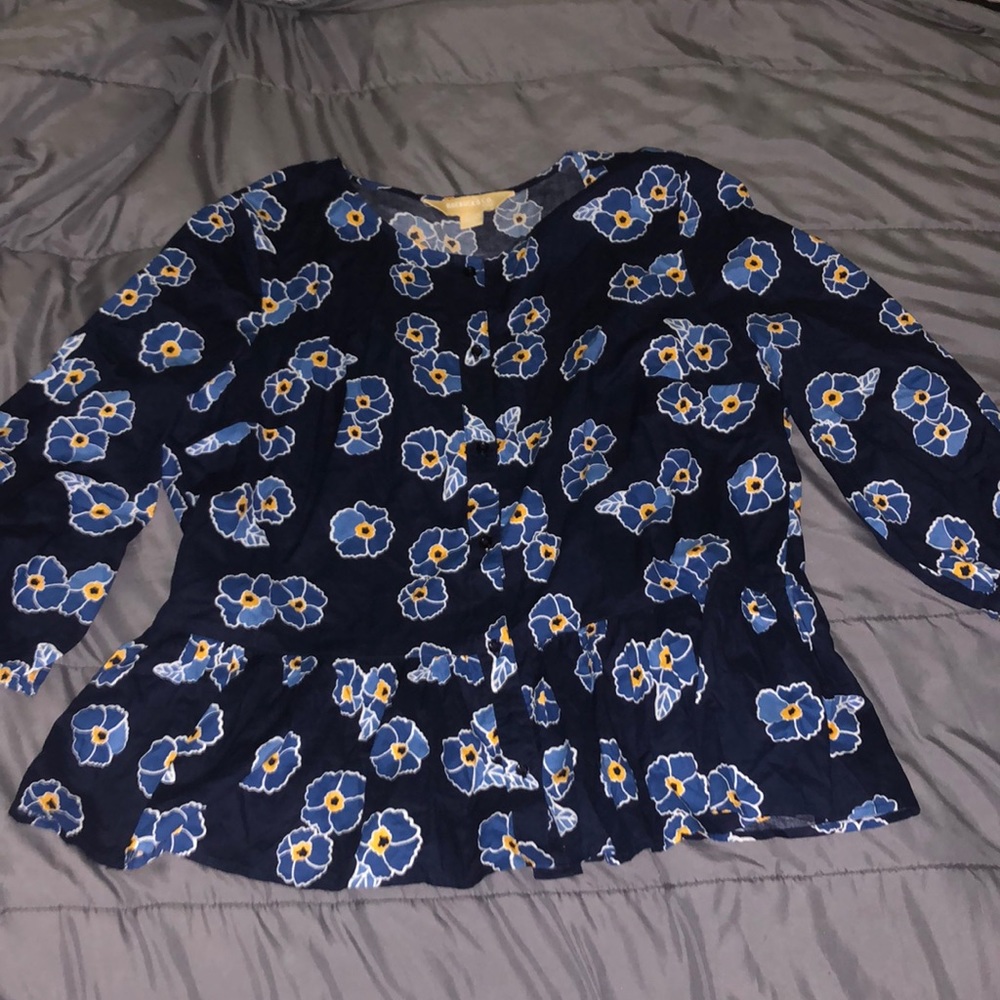 Pretty Floral Women’s Blouse